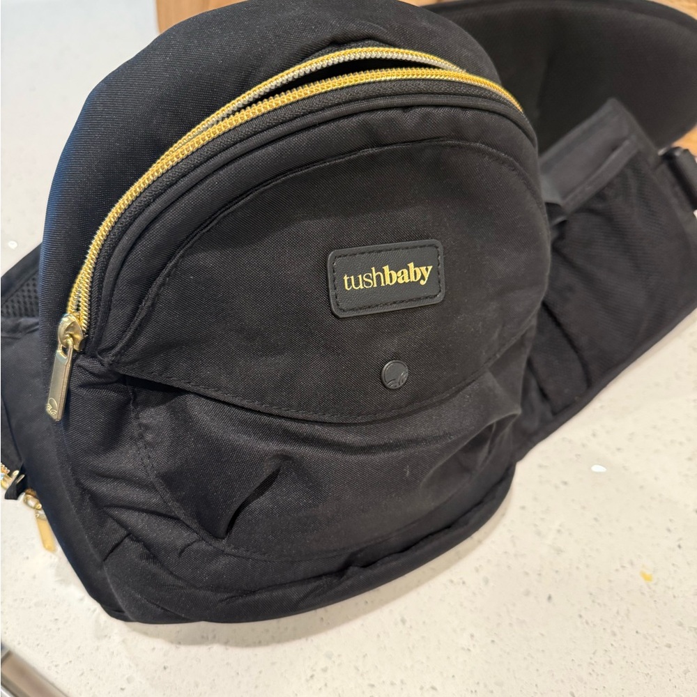 Tushbaby Hip Carrier